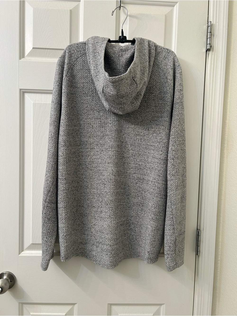 lululemon athletica Men's Hoodie- Heather Gray - Picture 9 of 10